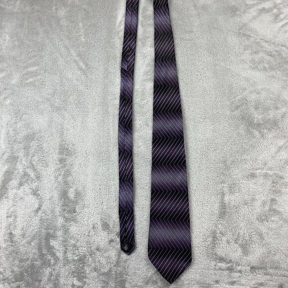 Zylos Gold George Machado Men's Classic Imported 100% Silk Neck Tie - Picture 3 of 6